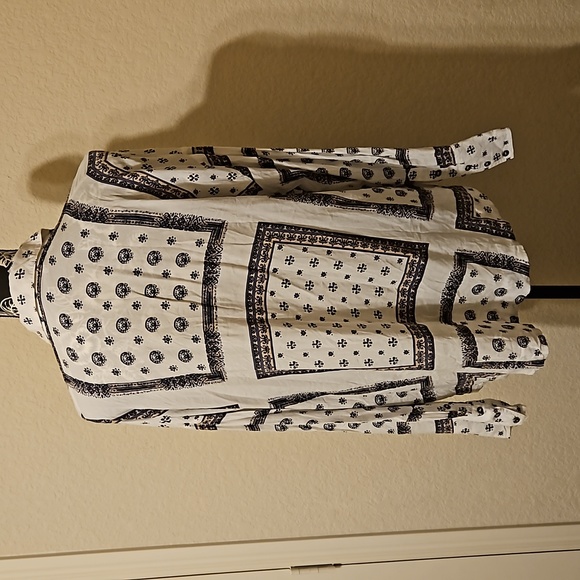 Free People Long Sleeve Bohemian Style Button Down Shirt size small - Picture 2 of 7